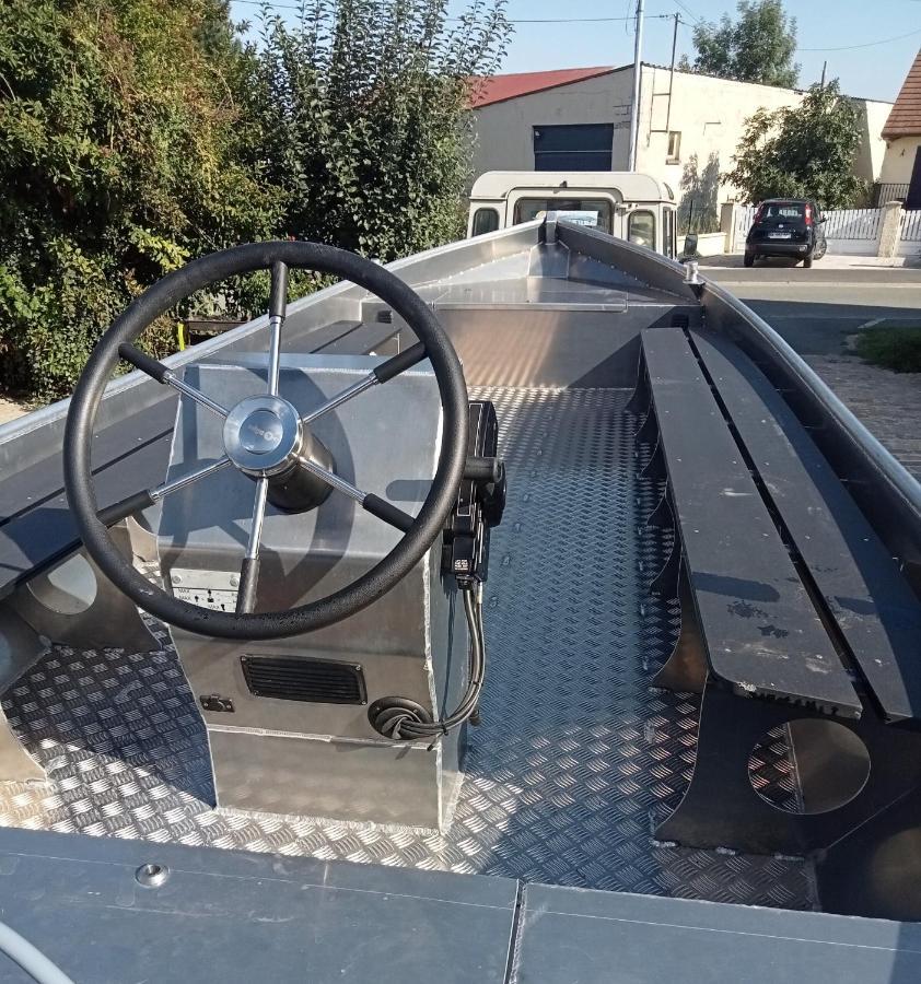 לינה וארוחת בוקר Trefcon Leval מראה חיצוני תמונה
